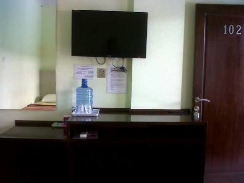 Holiday Beach Inn Pangandaran Kültér fotó